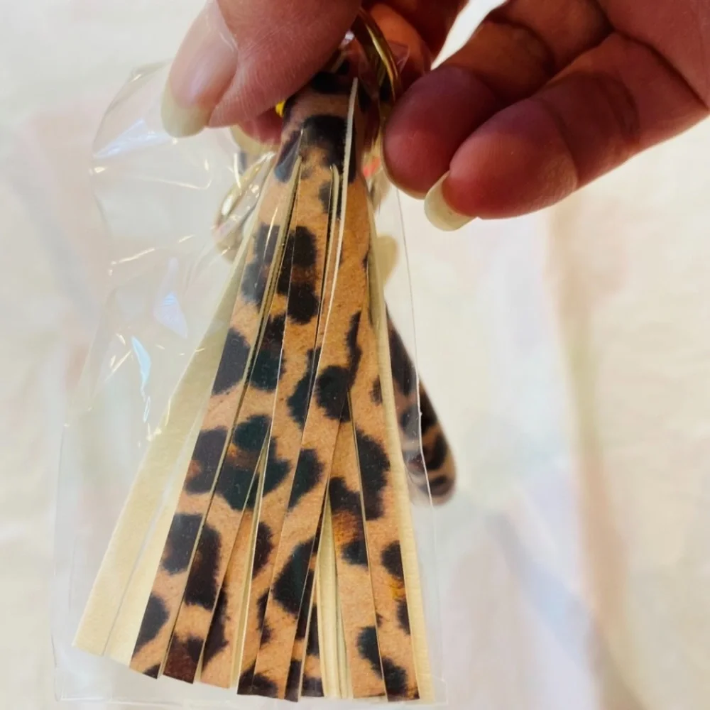 Key Chain Wrist Purse Charm Leopard Print NWT